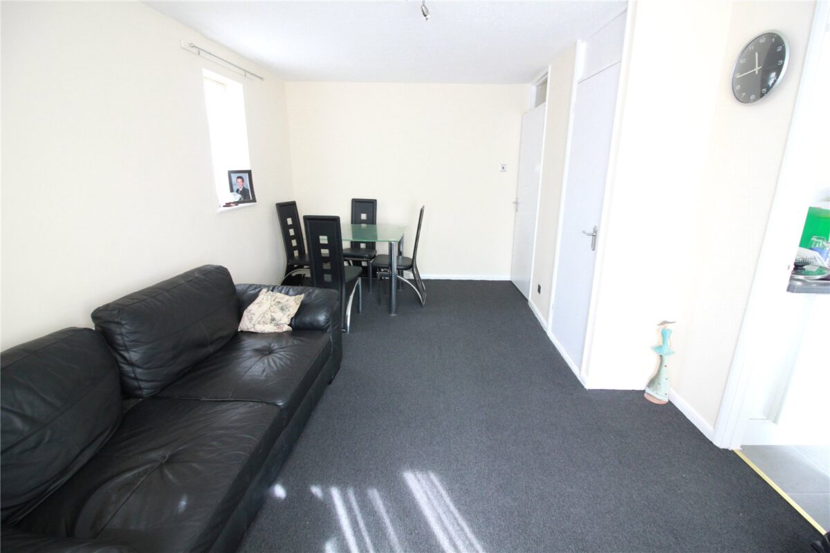 1 Bedroom Flat
