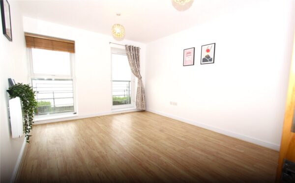 RIVER FRONT APARTMENT