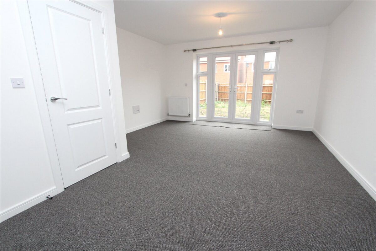 2 bedroom semi-detached house