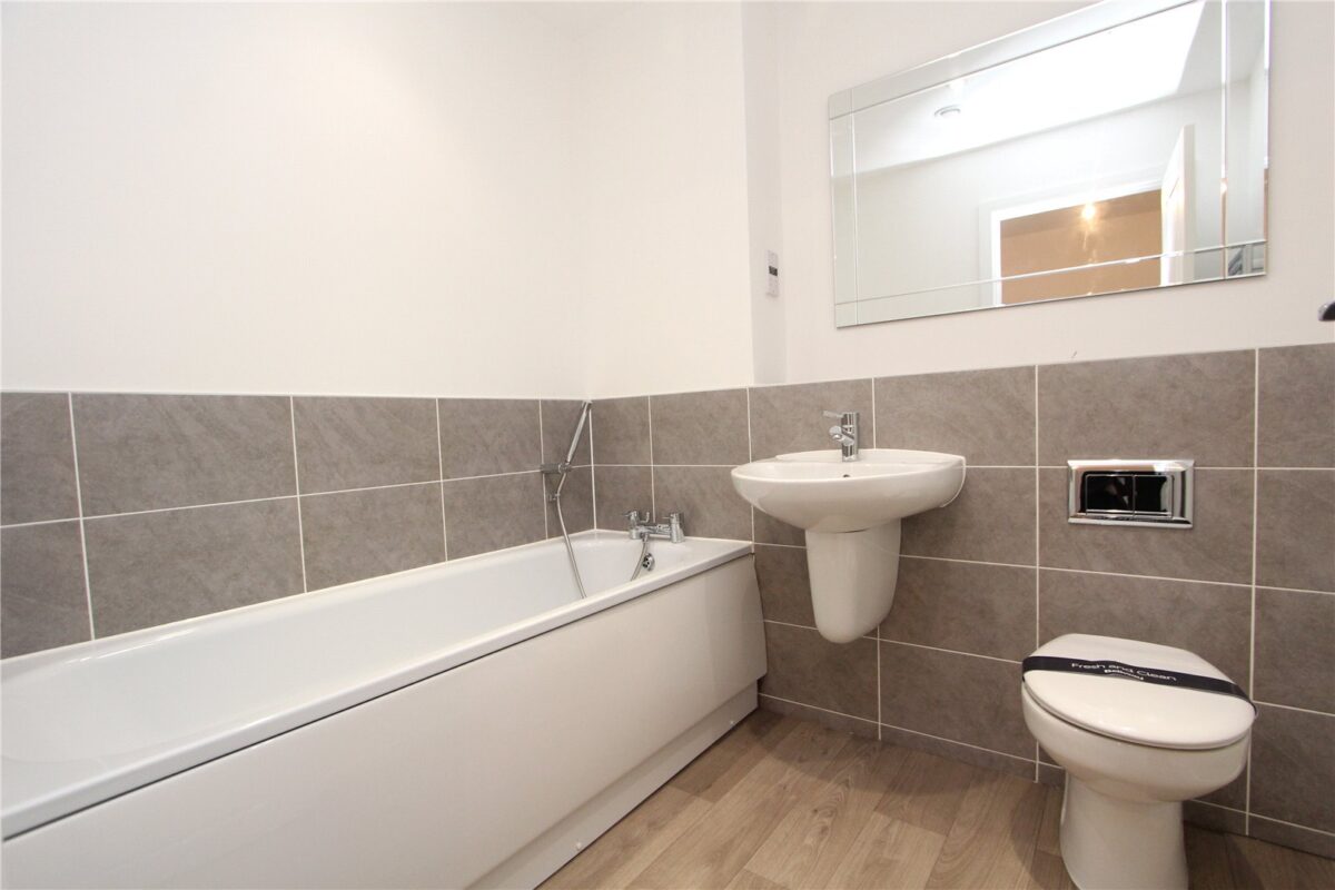 2 bedroom semi-detached house