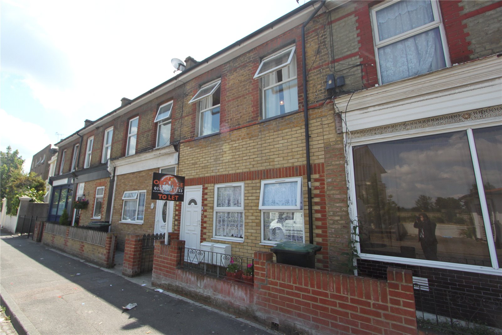 1 bedroom ground floor flat