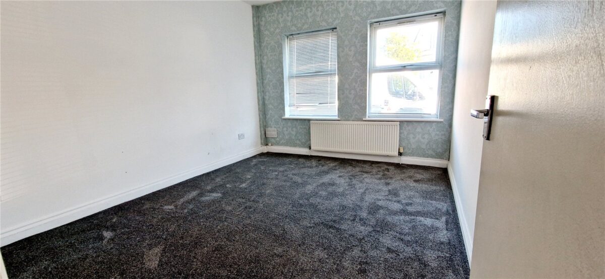 1 bedroom ground floor flat