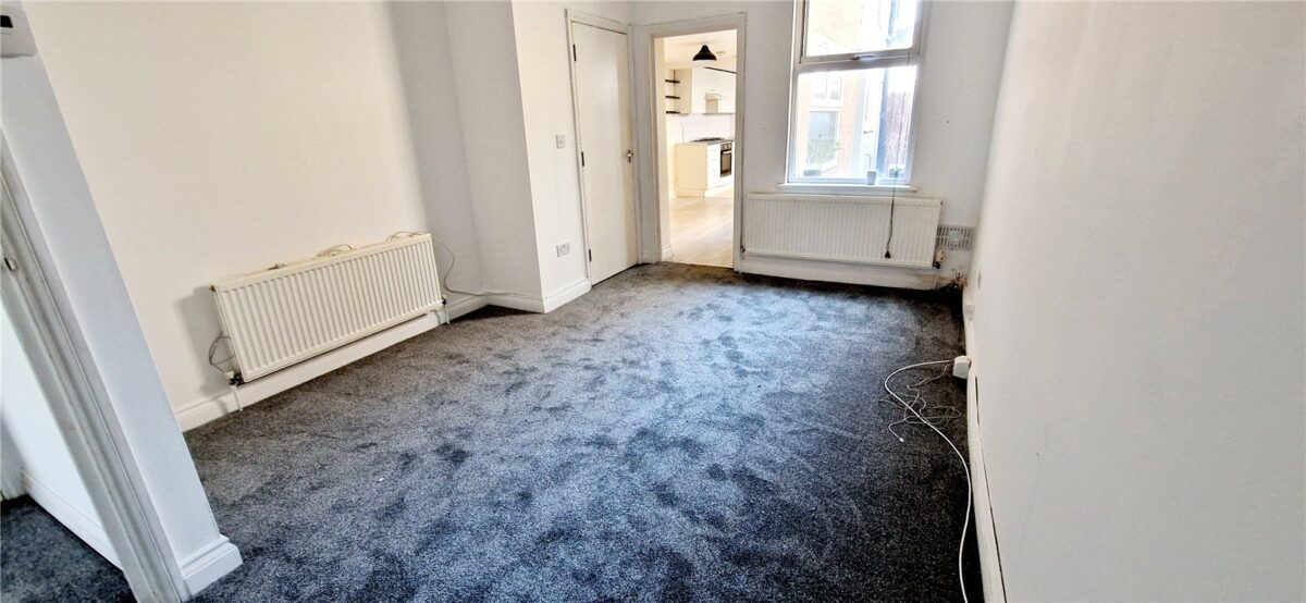 1 bedroom ground floor flat