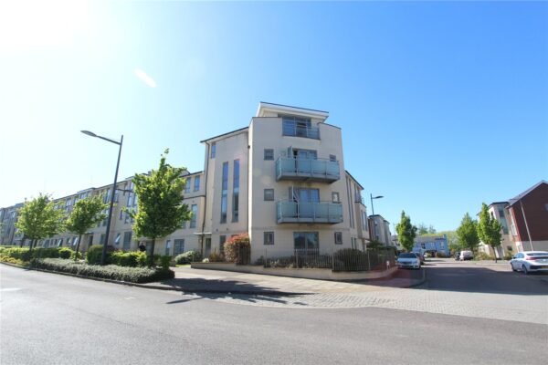 2 bedroom 2nd Floor Apartment