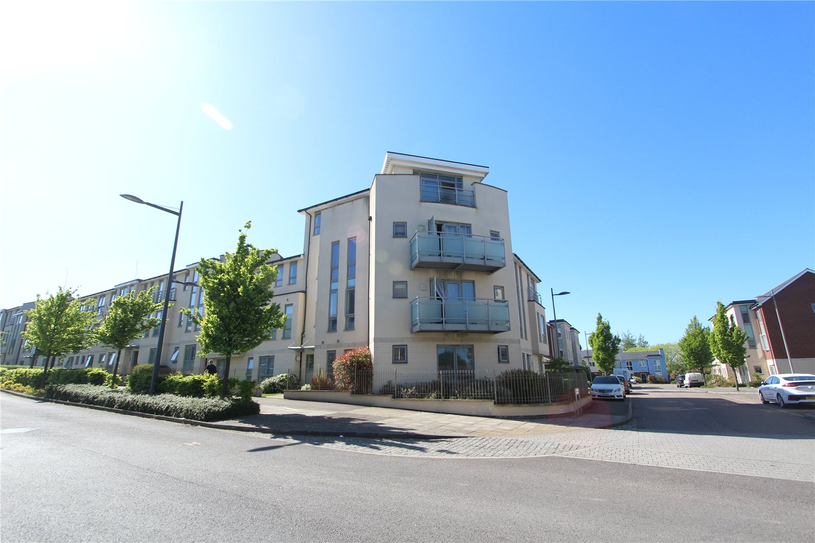 2 bedroom 2nd Floor Apartment