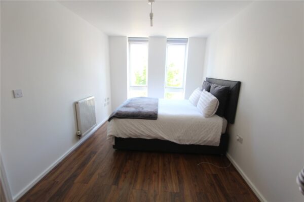 2 bedroom 2nd Floor Apartment