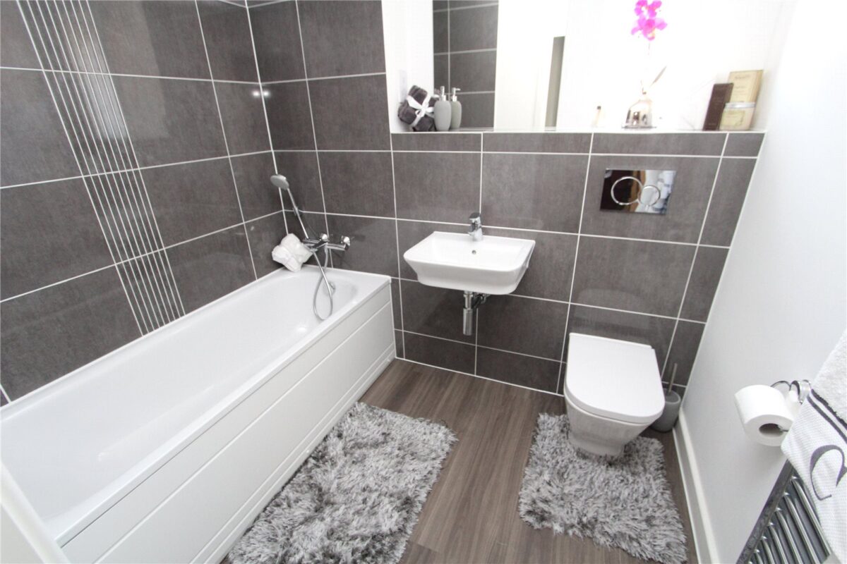 2 Bedroom Apartment