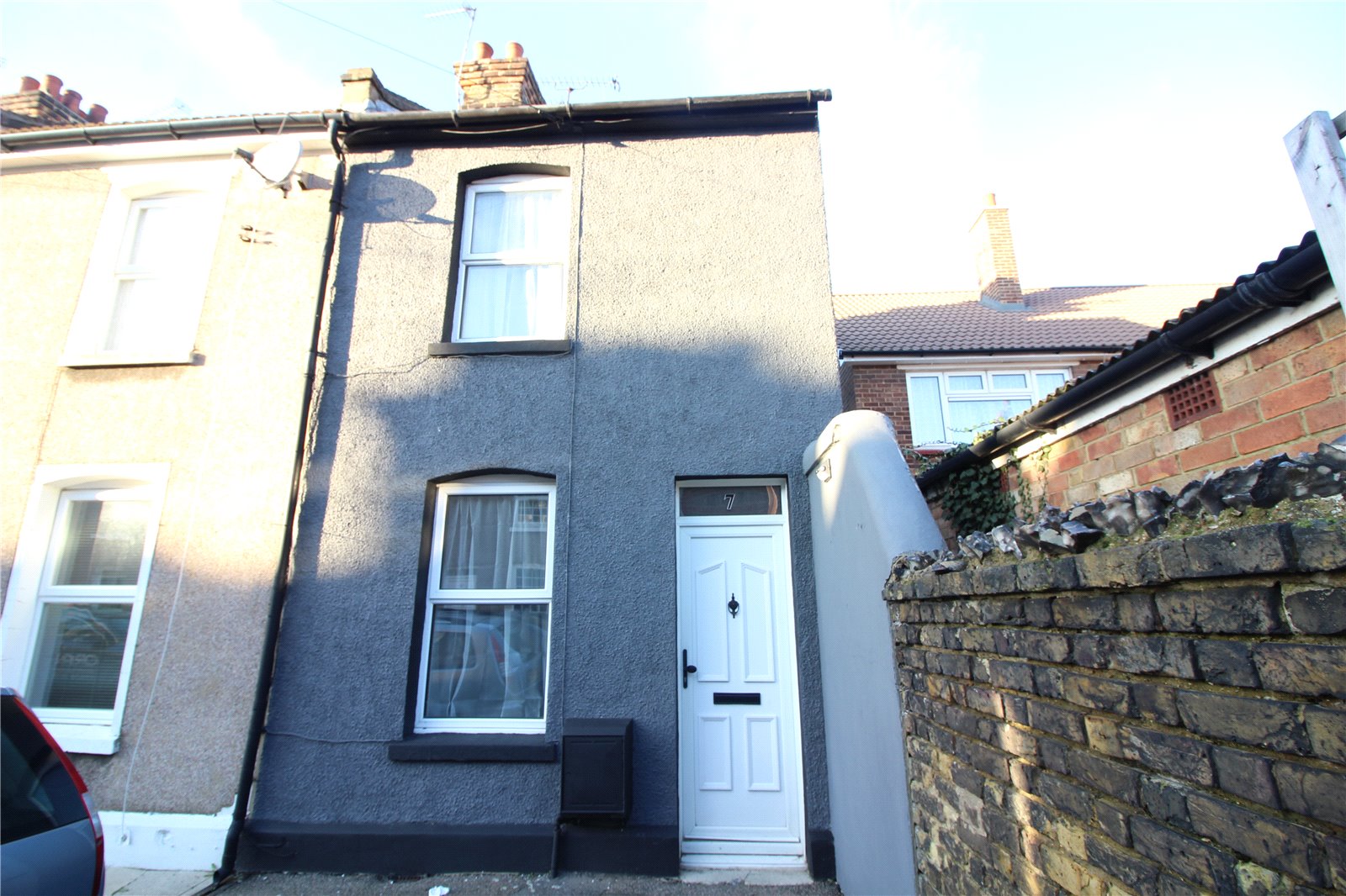 2 Bedroom End of Terrace House