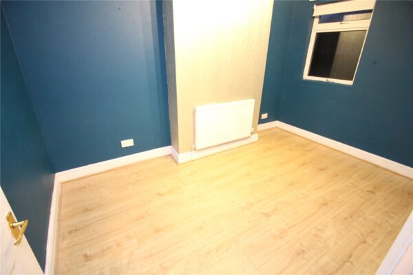 2 Bedroom End of Terrace House