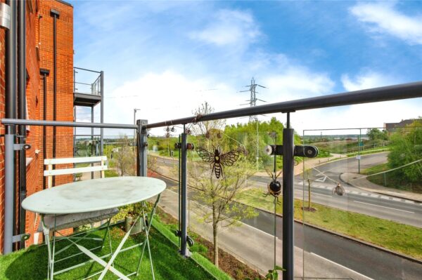 2 Bedroom Apartment