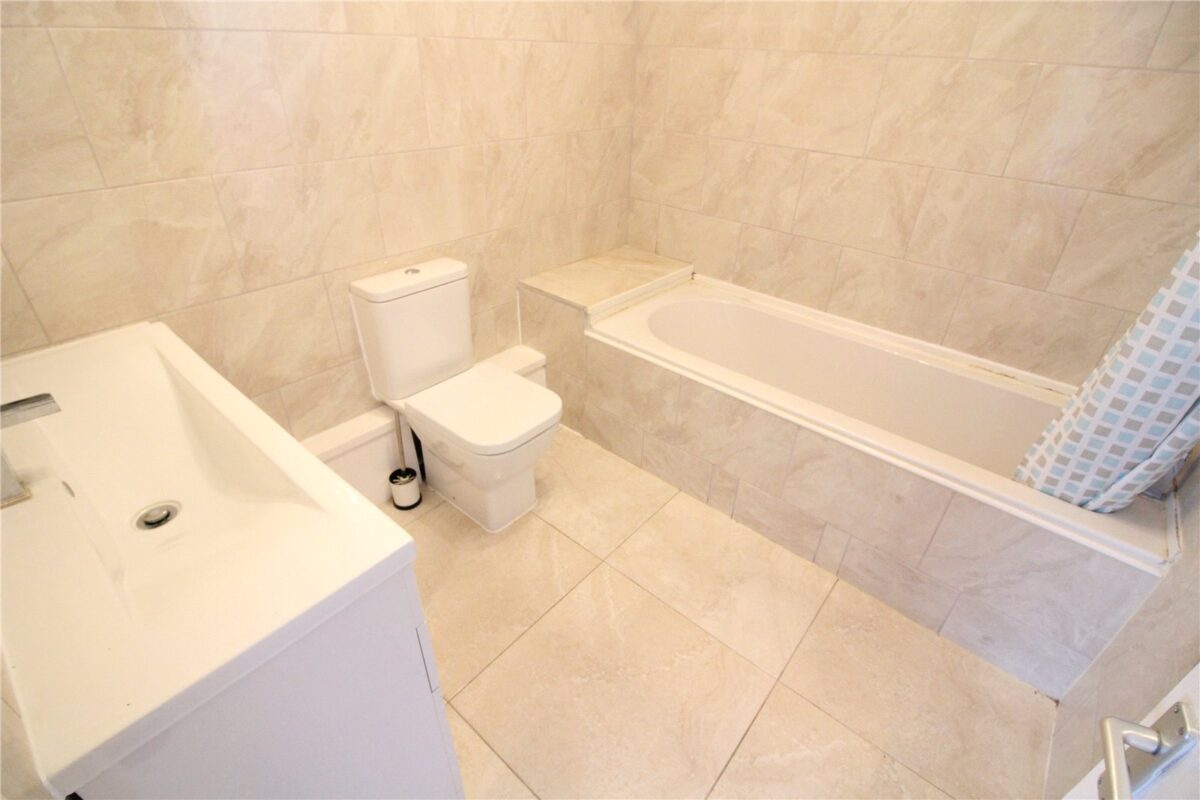 1 Bedroom Ground Floor Flat