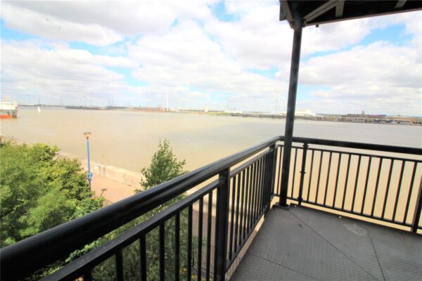 2 BEDROOM RIVER FRONT APARTMENT