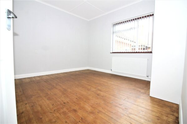 4 BEDROOM DETACHED BUNGALOW