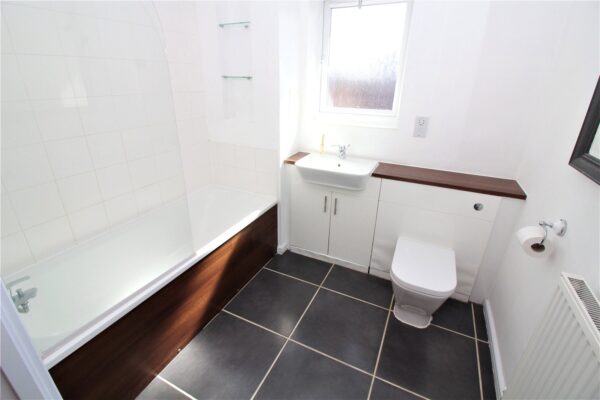 2 Bedroom Coach House