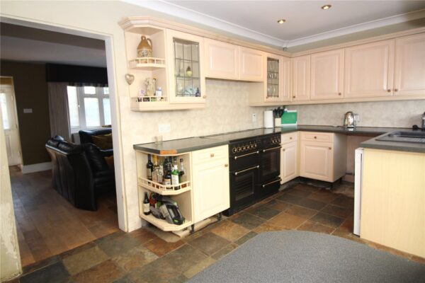 3 BEDROOM SEMI WITH GATED PARKING