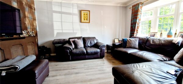 DETACHED FAMILY HOME