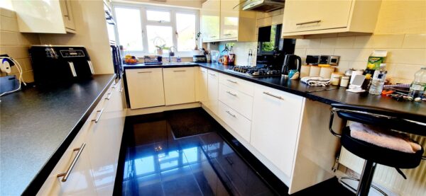 DETACHED FAMILY HOME