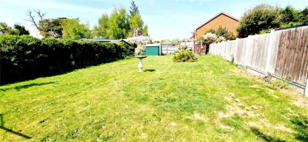 DETACHED FAMILY HOME