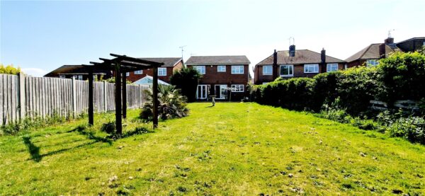 DETACHED FAMILY HOME