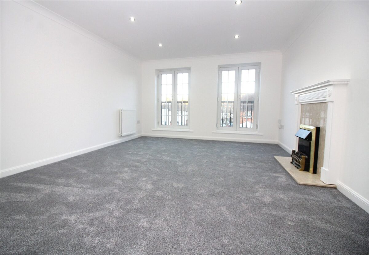 3/4 BEDROOM EOT TOWN HOUSE