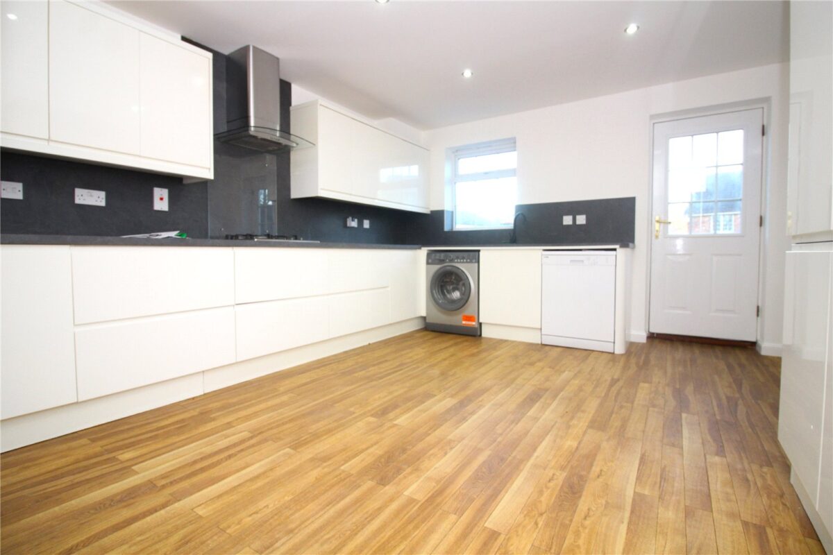 3/4 BEDROOM EOT TOWN HOUSE
