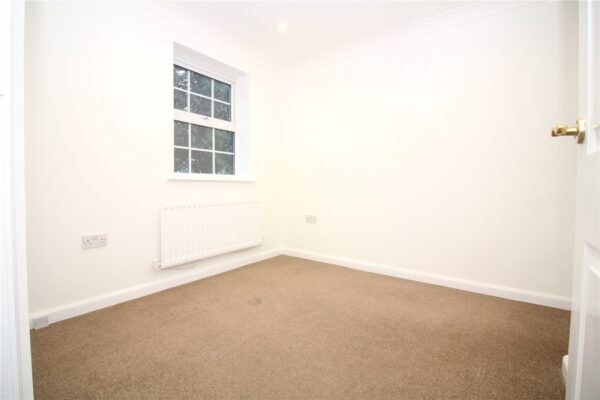 3/4 BEDROOM EOT TOWN HOUSE