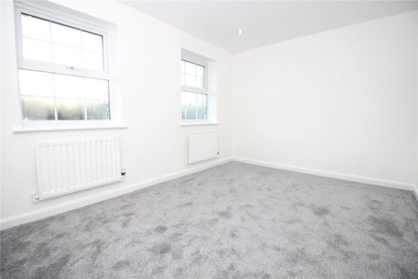 3/4 BEDROOM EOT TOWN HOUSE
