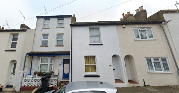 2 BEDROOM VICTORIAN HOUSE