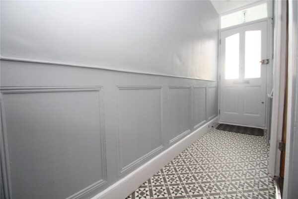 2 BEDROOM VICTORIAN HOUSE