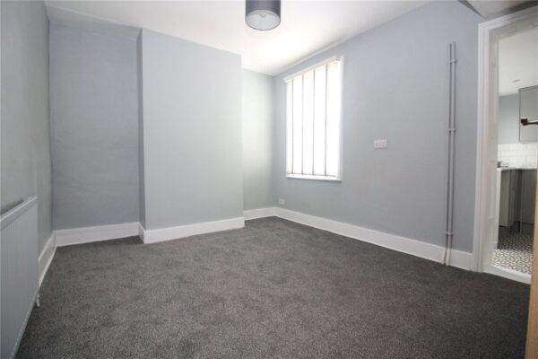 2 BEDROOM VICTORIAN HOUSE