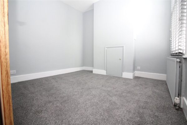2 BEDROOM VICTORIAN HOUSE