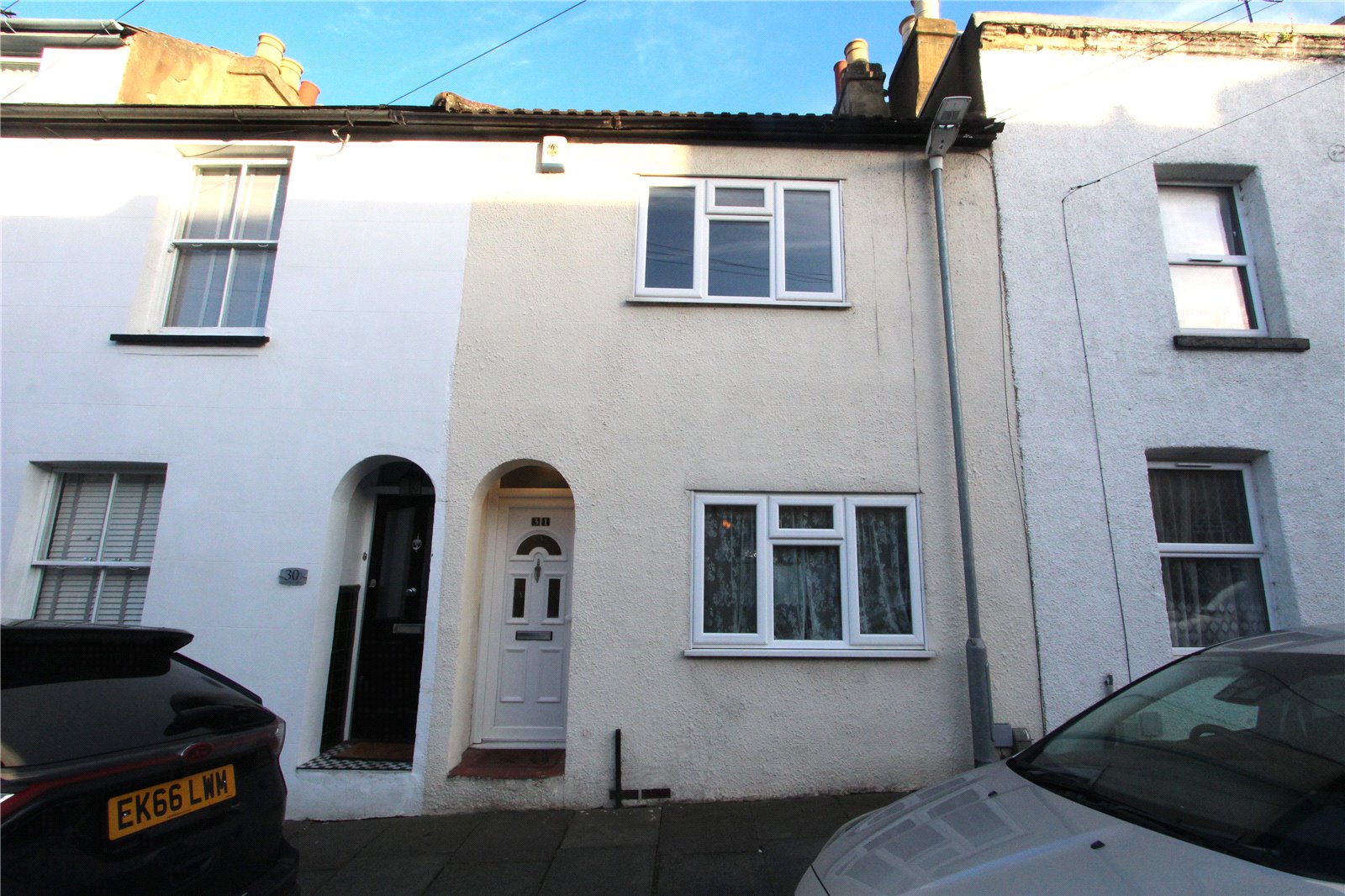 2 BEDROOM TERRACE HOUSE