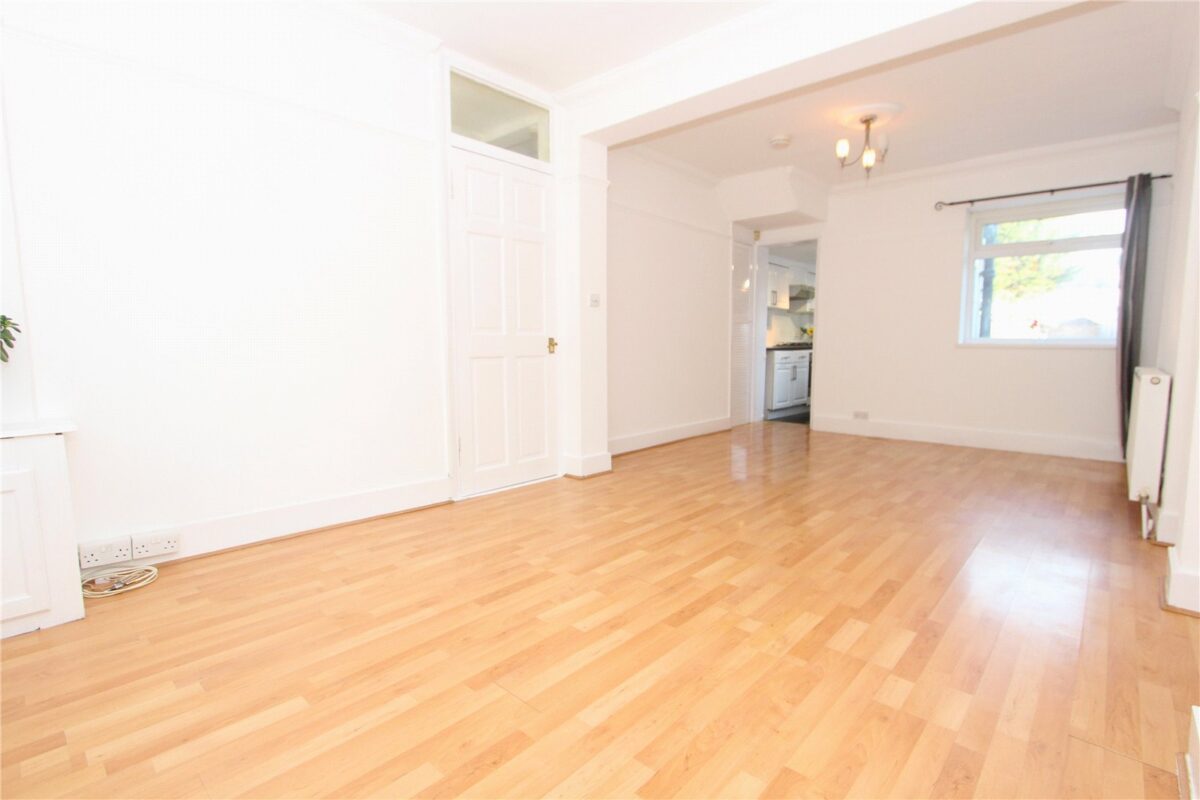 2 BEDROOM TERRACE HOUSE