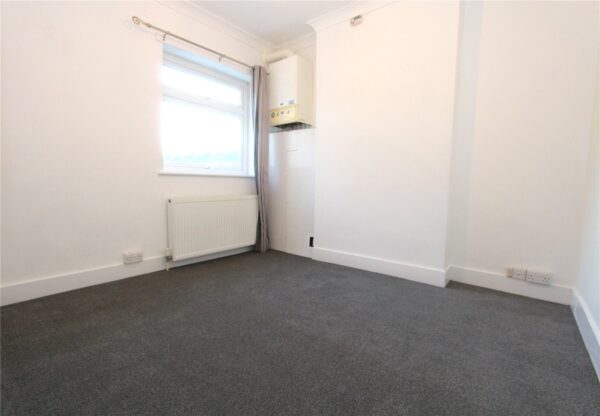 2 BEDROOM TERRACE HOUSE
