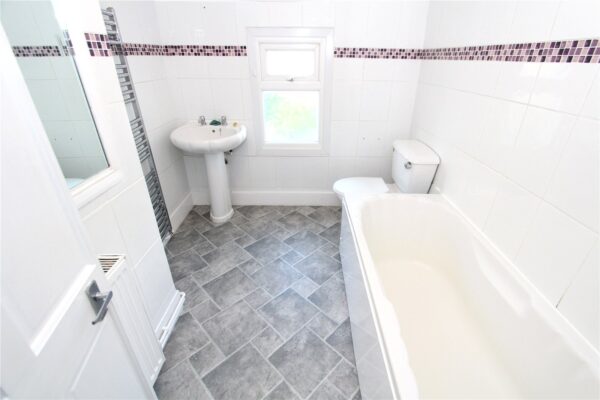 2 BEDROOM TERRACE HOUSE