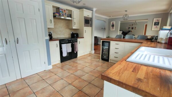 3 BEDROOM DETACHED BUNGALOW