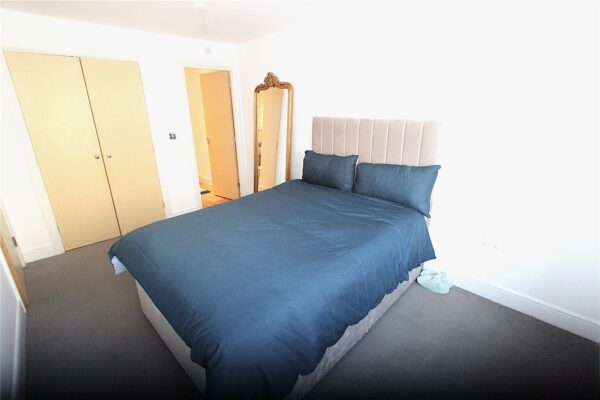 2 BEDRROM GROUND FLOOR APARTMENT