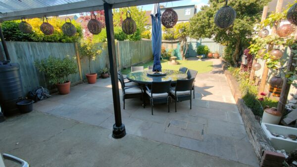 3 BEDROOM FAMILY HOME