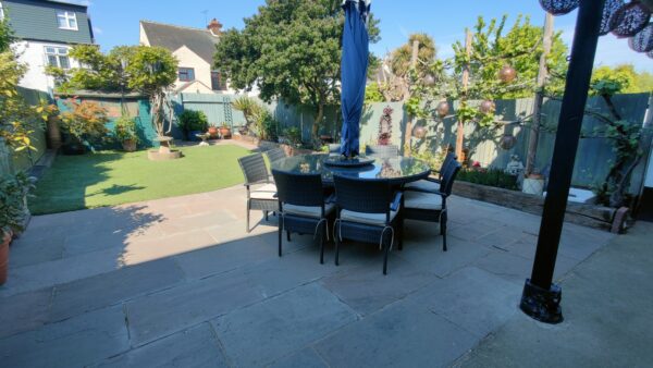 3 BEDROOM FAMILY HOME