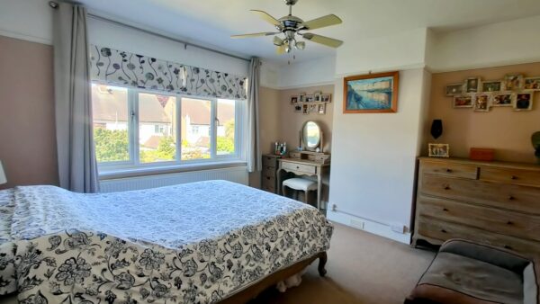 3 BEDROOM FAMILY HOME