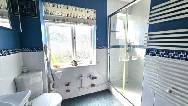3 BEDROOM FAMILY HOME