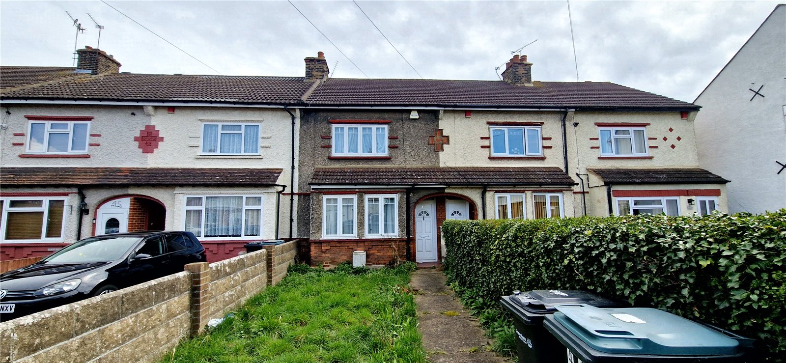 2 BED MID TERRACE HOUSE