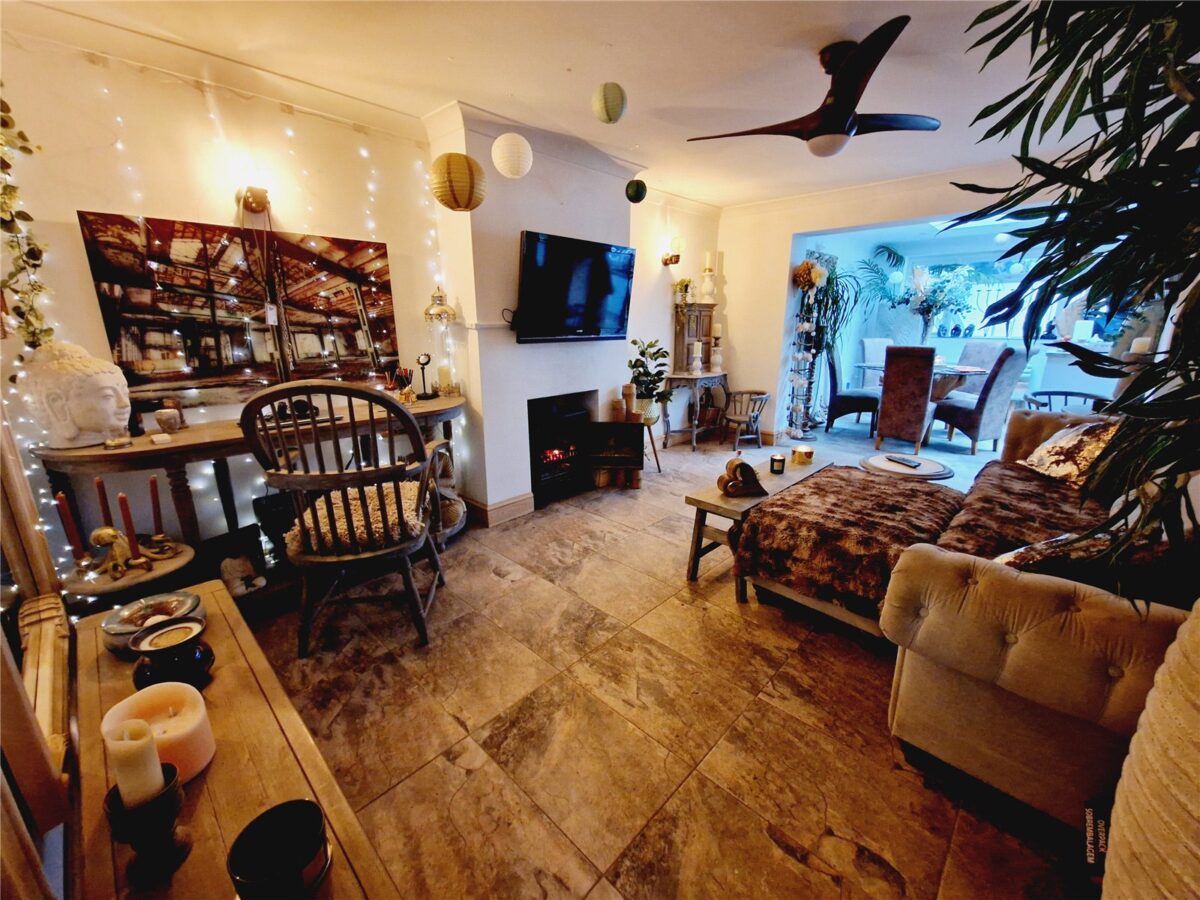 4 BEDROOM SEMI DETACHED CHALET BUNGALOW