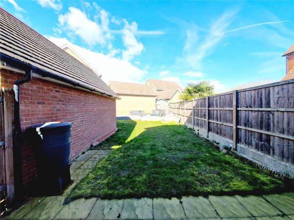 4 Bedroom Semi Detached House