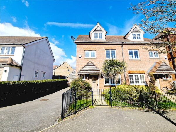 4 Bedroom Semi Detached House