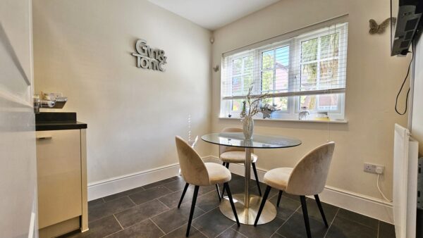4 Bedroom Semi Detached House