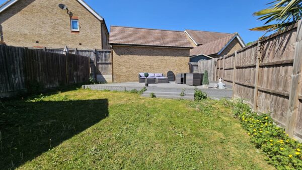 4 Bedroom Semi Detached House