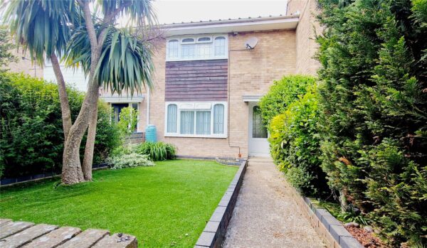 2-Bedroom Mid-Terrace Home –  with Garage