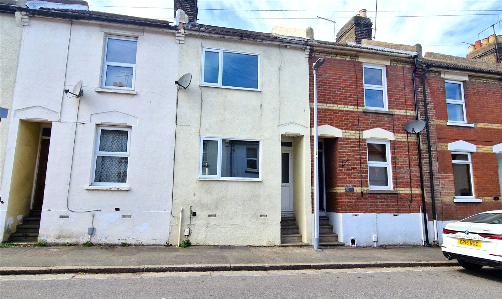2/3 Bedroom Terrace House