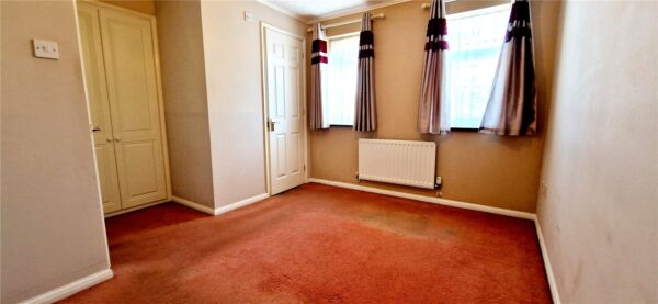 3-Bedroom Link-Detached Home in Northfleet